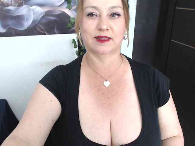 sweetsalo webcam