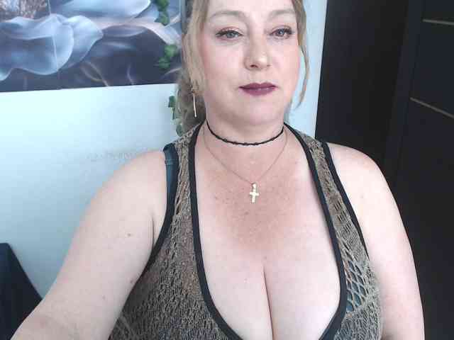 sweetsalo webcam