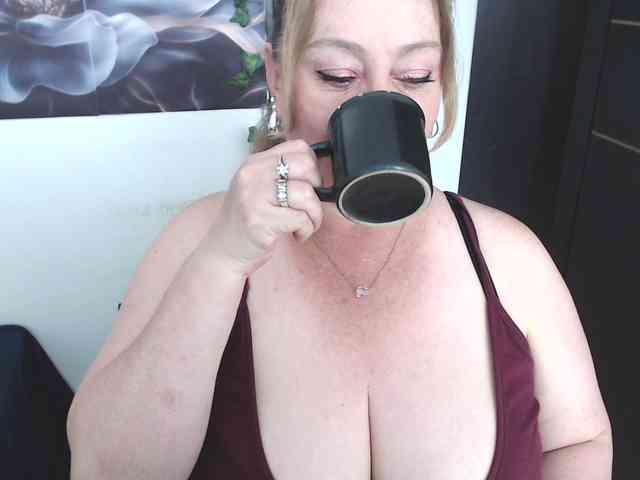 sweetsalo webcam
