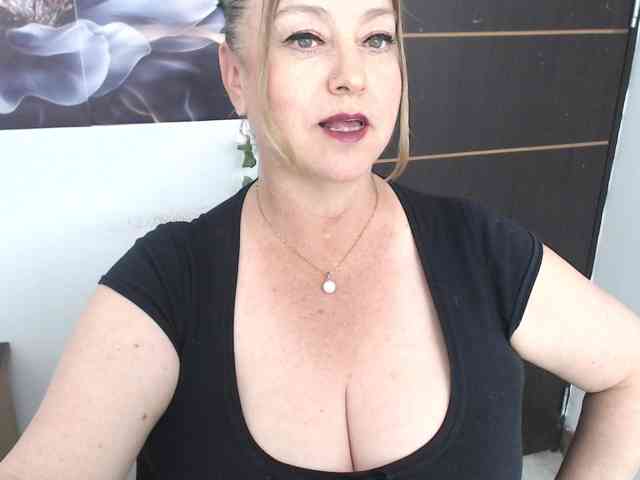 sweetsalo webcam