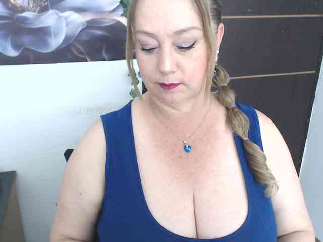sweetsalo webcam