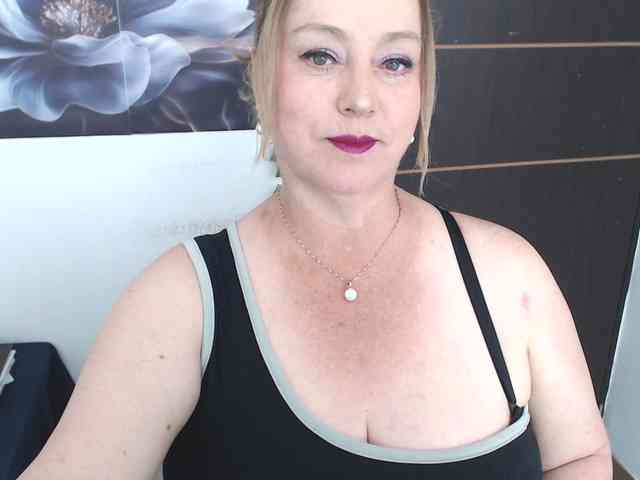 sweetsalo webcam