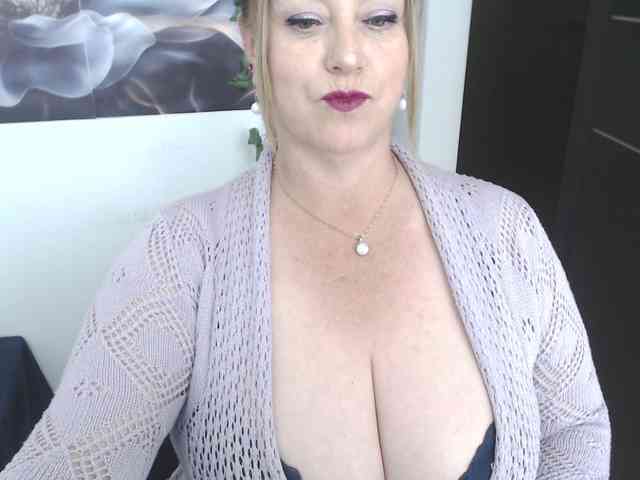sweetsalo webcam