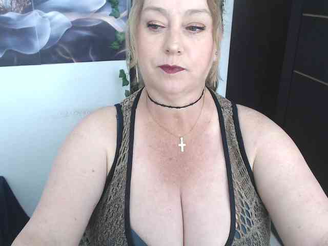 sweetsalo webcam