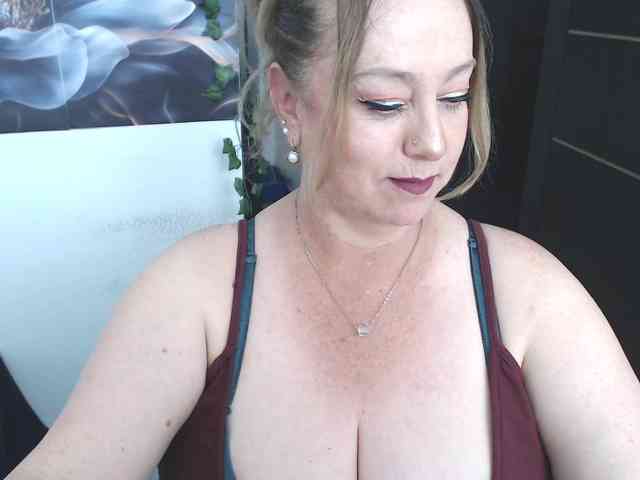 sweetsalo webcam