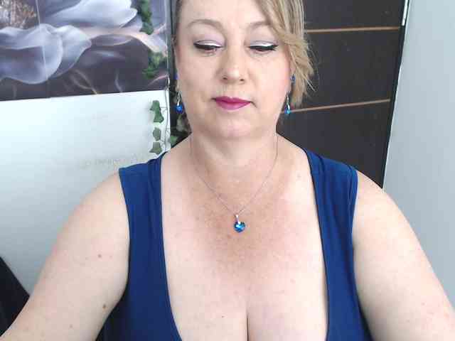 sweetsalo webcam