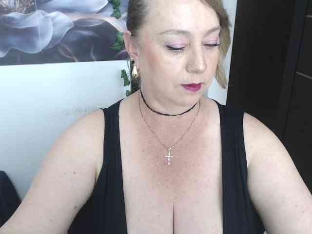 sweetsalo webcam