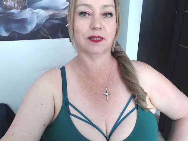 sweetsalo webcam