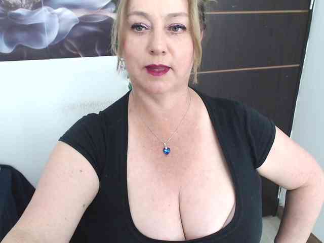 sweetsalo webcam