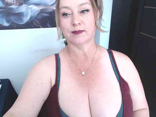 sweetsalo webcam