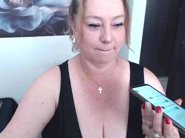sweetsalo webcam