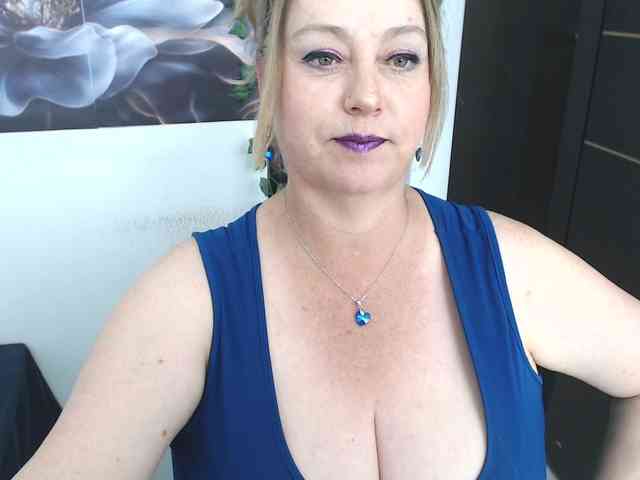 sweetsalo webcam