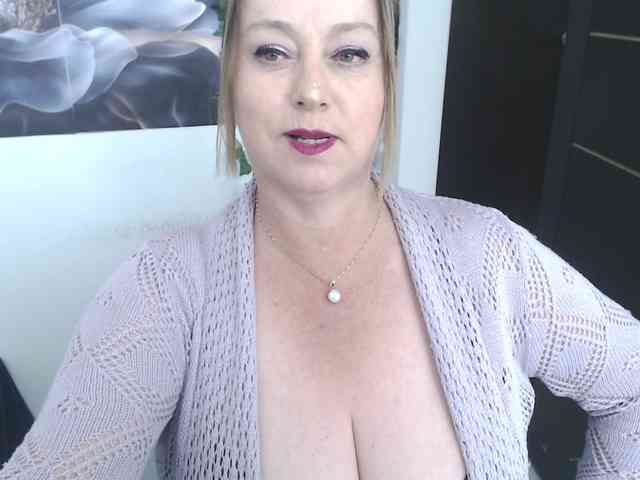 sweetsalo webcam