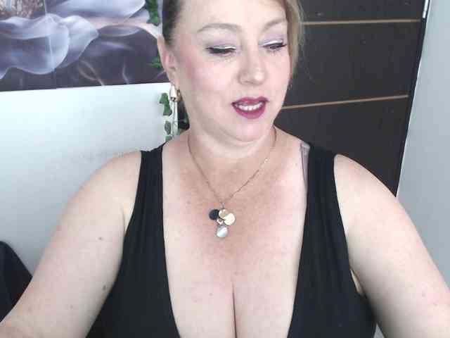 sweetsalo webcam