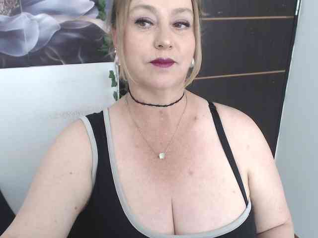 Modelo: sweetsalo
