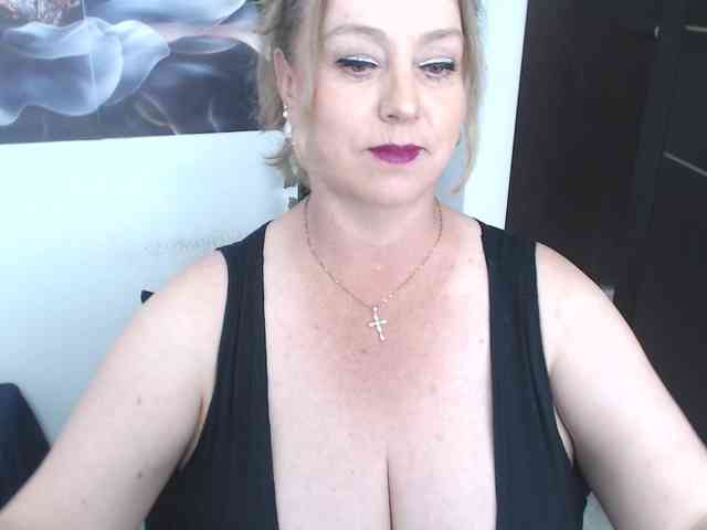 sweetsalo webcam