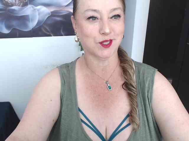 sweetsalo webcam