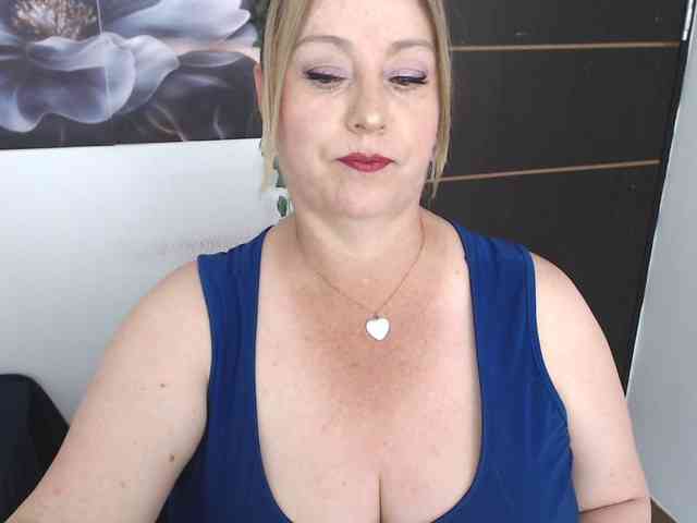sweetsalo webcam