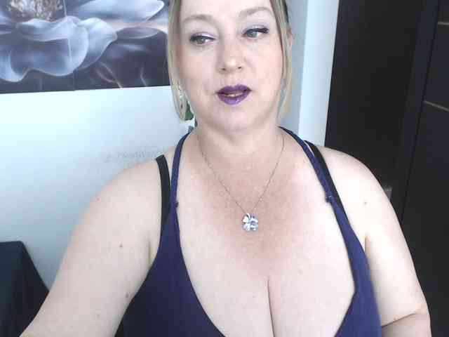 sweetsalo webcam