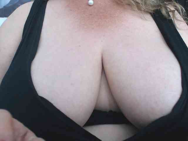 sweetsalo webcam