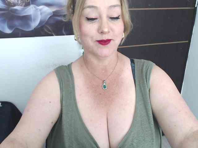 sweetsalo webcam