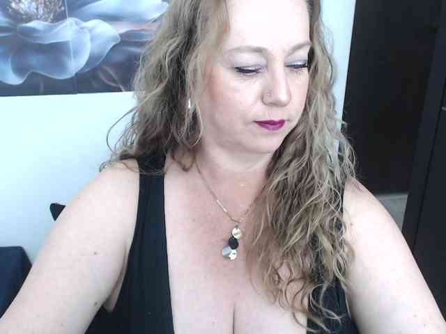 sweetsalo webcam