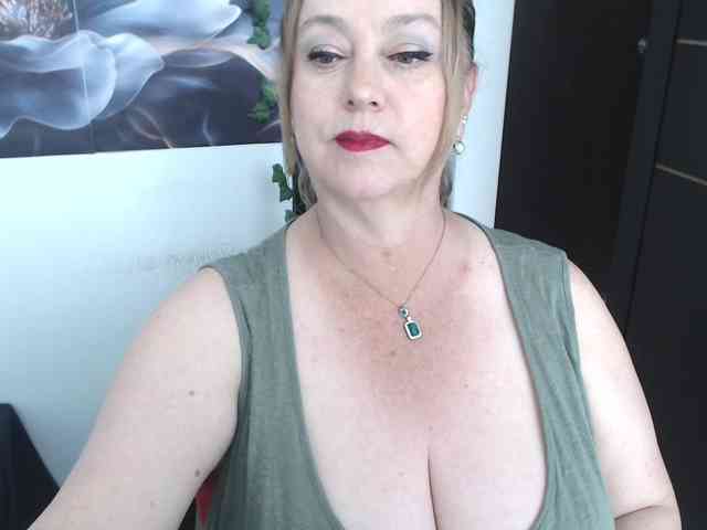 sweetsalo webcam
