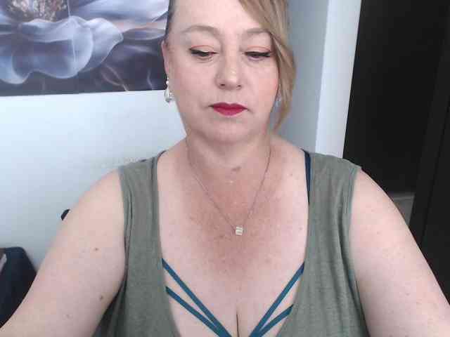 sweetsalo webcam