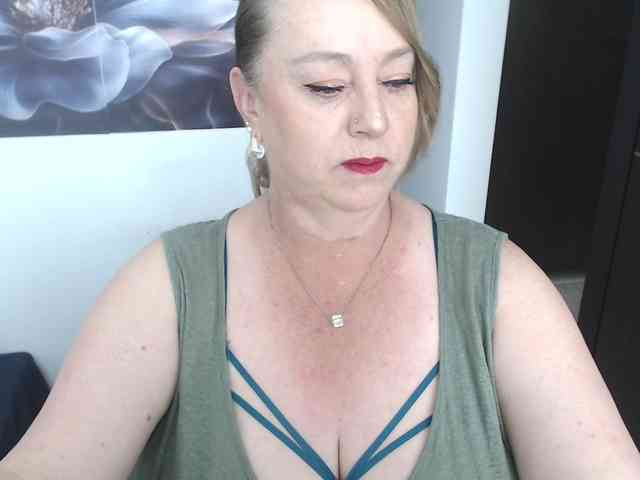 sweetsalo webcam