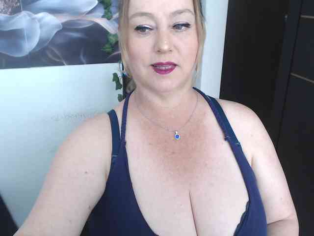 sweetsalo webcam