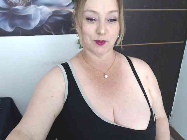 sweetsalo webcam