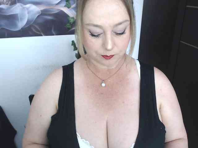 sweetsalo webcam