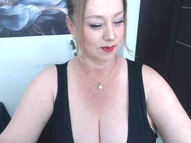 sweetsalo webcam