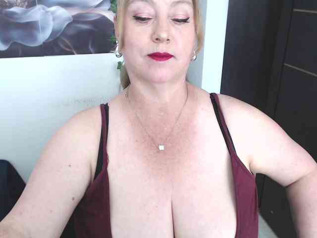 Modelo: sweetsalo