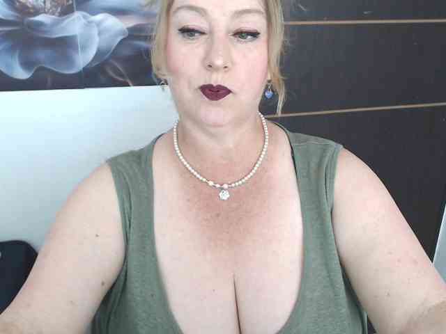 sweetsalo webcam