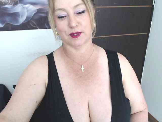 sweetsalo webcam