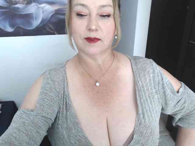 sweetsalo webcam