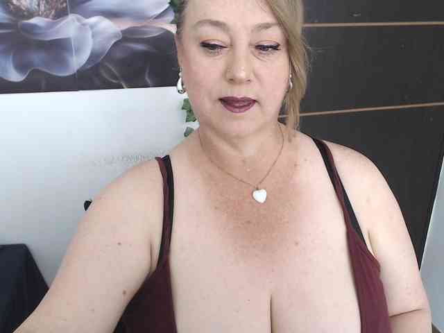 sweetsalo webcam