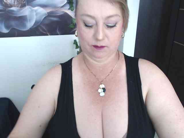 sweetsalo webcam