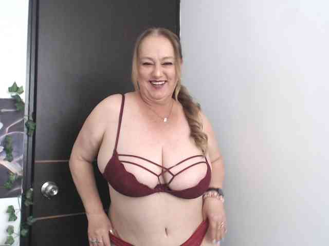 sweetsalo webcam