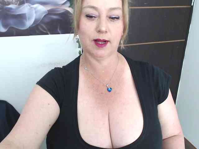sweetsalo webcam