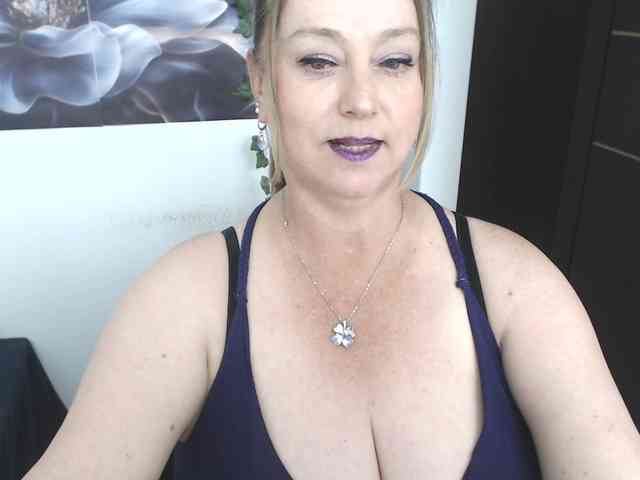 sweetsalo webcam