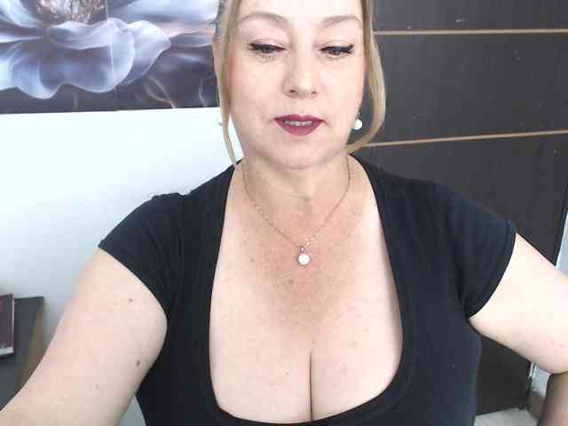 sweetsalo webcam