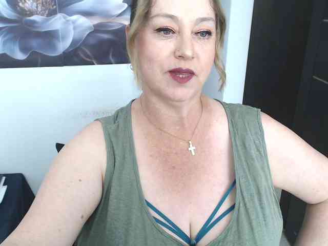 sweetsalo webcam