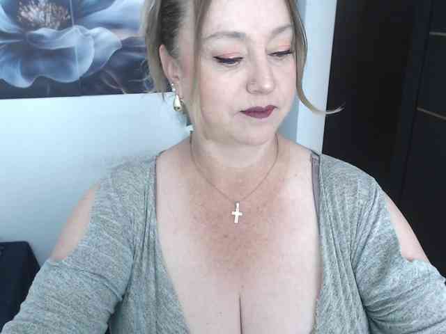 sweetsalo webcam