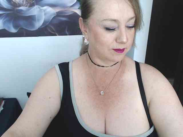 sweetsalo webcam