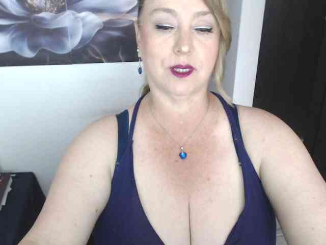 sweetsalo webcam