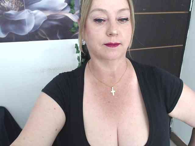 sweetsalo webcam