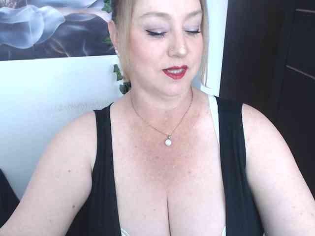 sweetsalo webcam