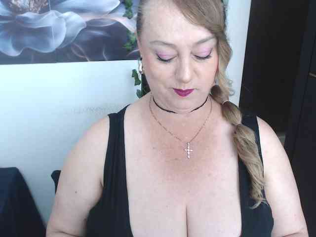 sweetsalo webcam